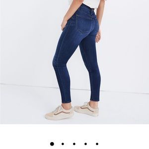Madewell Curvy high-Rise Skinny Danny wash